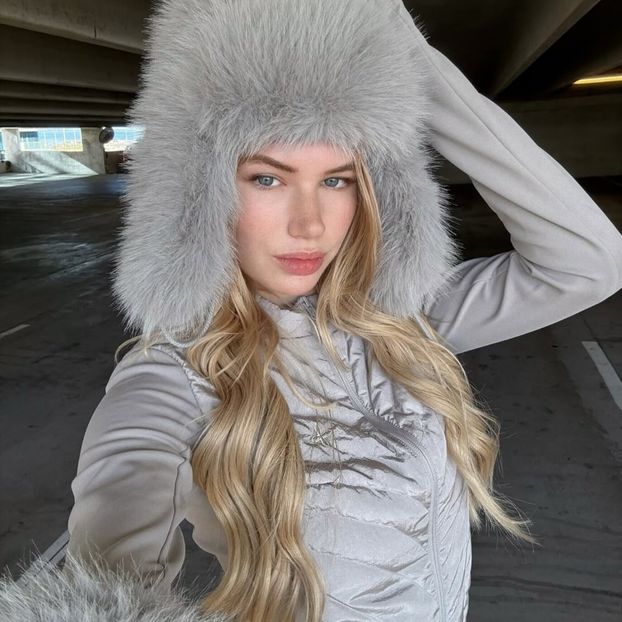 ،24ᵗʰꫜov،　⋆☾ℳ̣ọọṇṿẹịḷ‧ silver ℓịg̣ḥṭ. - shut up and look at the moon