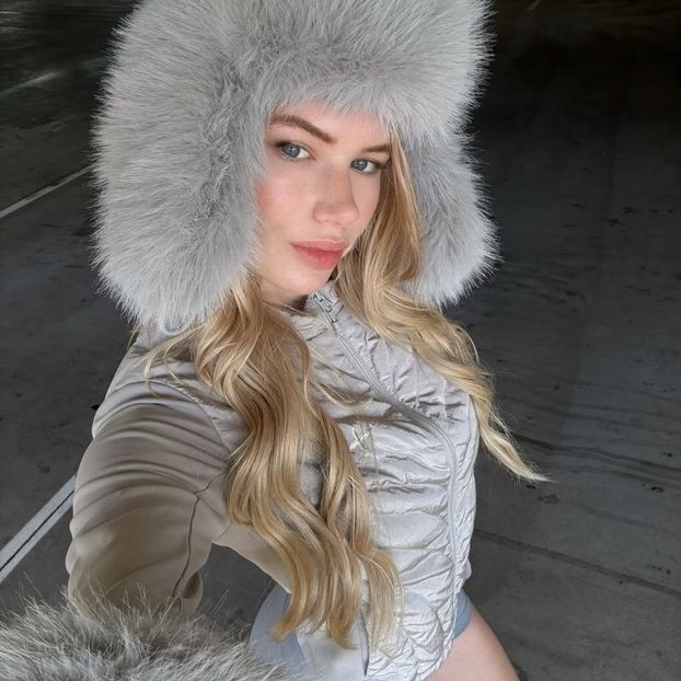 ،26ᵗʰꫜov،　⋆☾ℳ̣ọọṇṿẹịḷ‧ silver ℓịg̣ḥṭ. - shut up and look at the moon