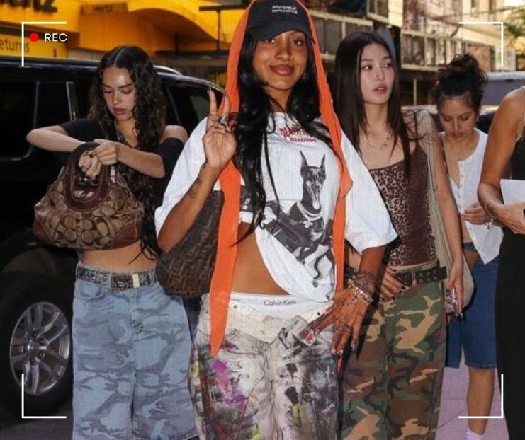 　ᯓ★ ،ᛕatseyeʾsᐟ C̣ạṃẹṛạ♥Ṛọḷḷ · 28.11˒ˊ - let the dawn rest on your lips