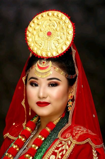  - L - Traditional make up Nepal culture