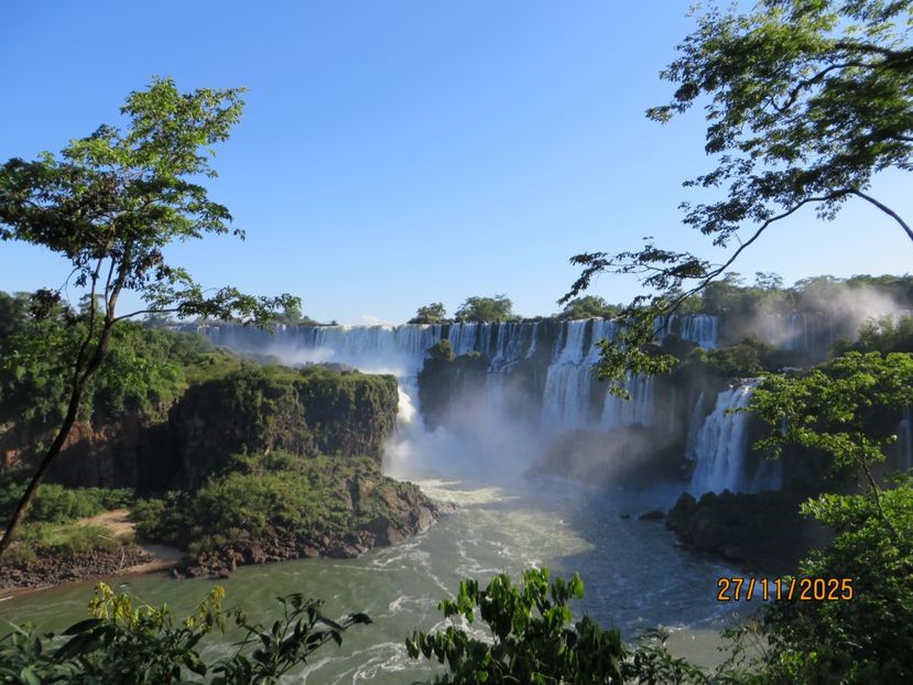  - 2 Cascada Iguazu