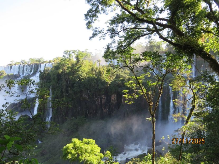  - 2 Cascada Iguazu