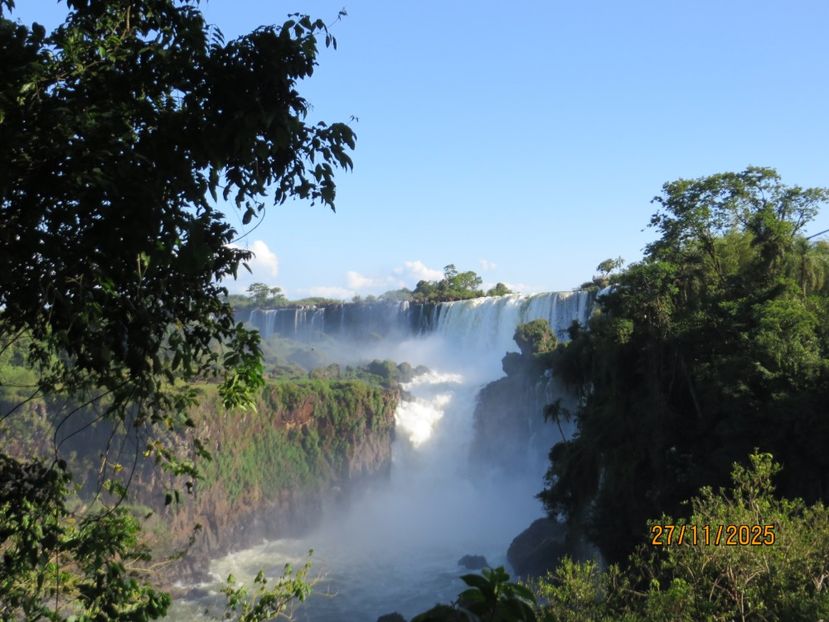  - 2 Cascada Iguazu