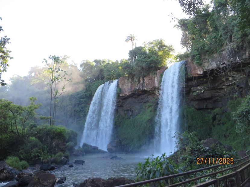  - 2 Cascada Iguazu
