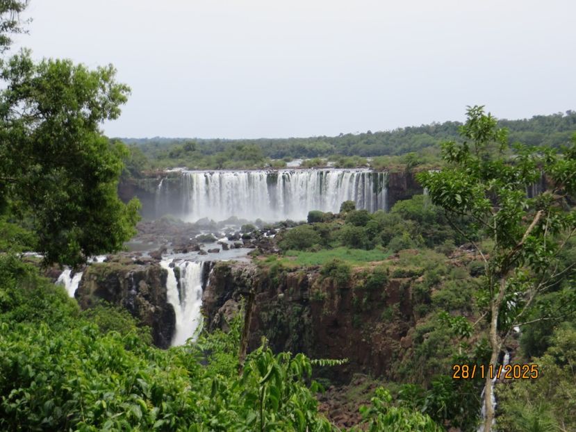  - 2 Cascada Iguazu
