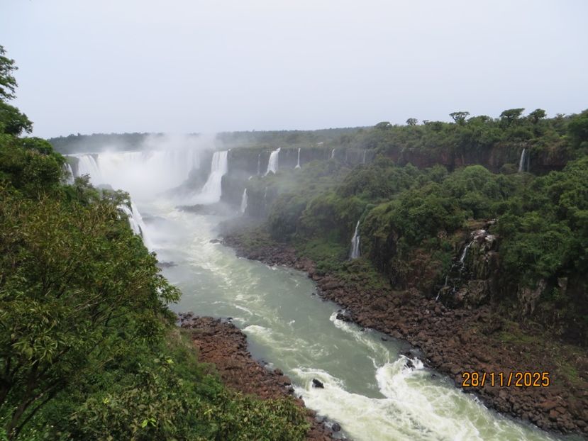  - 2 Cascada Iguazu