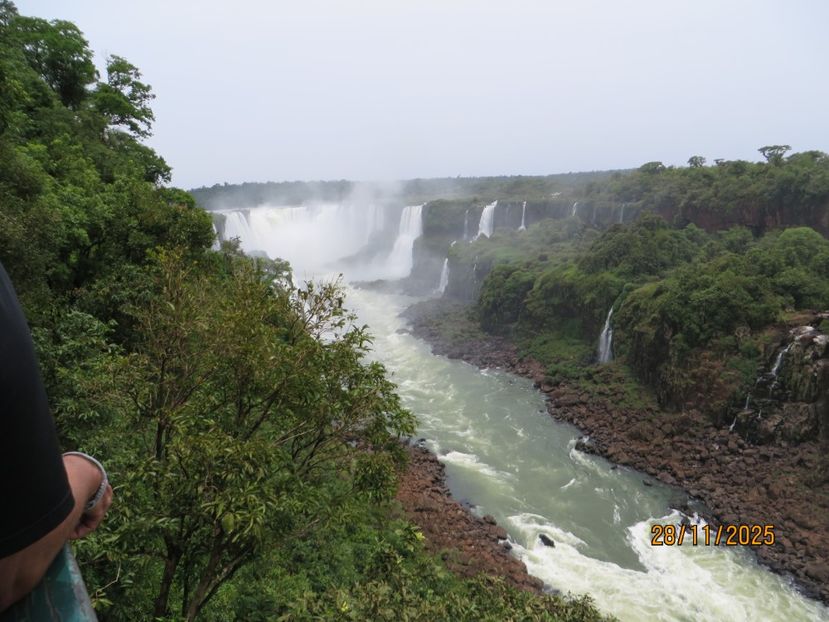  - 2 Cascada Iguazu