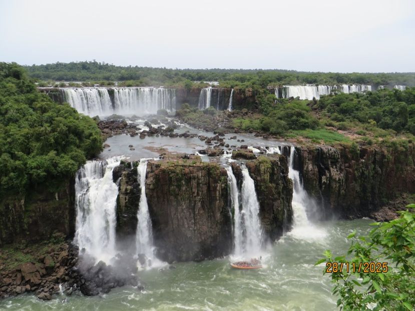  - 2 Cascada Iguazu