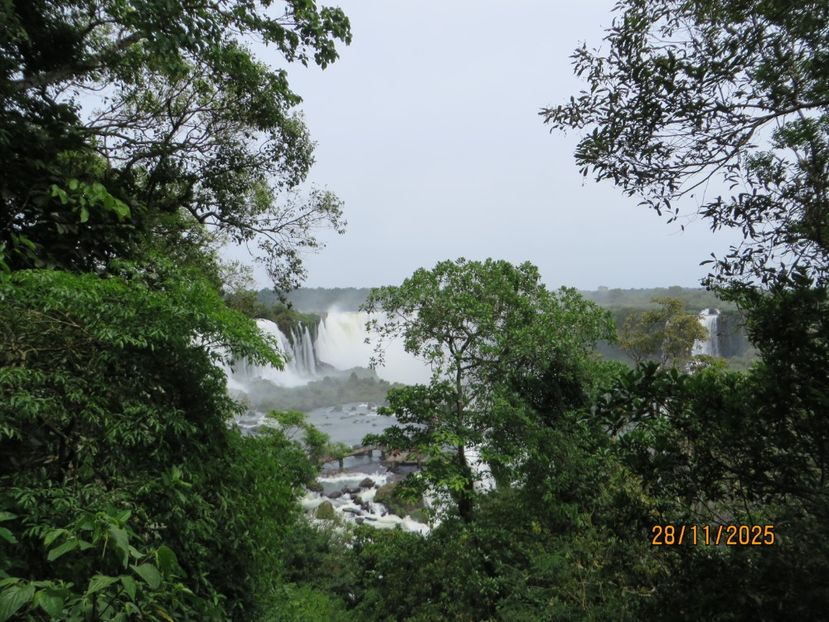  - 2 Cascada Iguazu