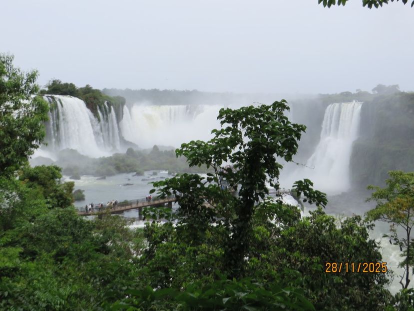  - 2 Cascada Iguazu