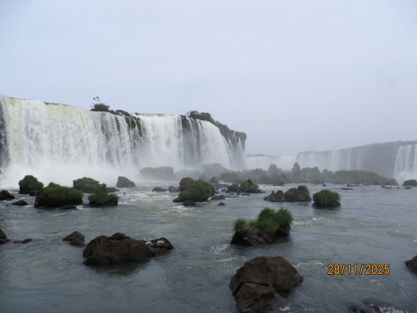  - 2 Cascada Iguazu