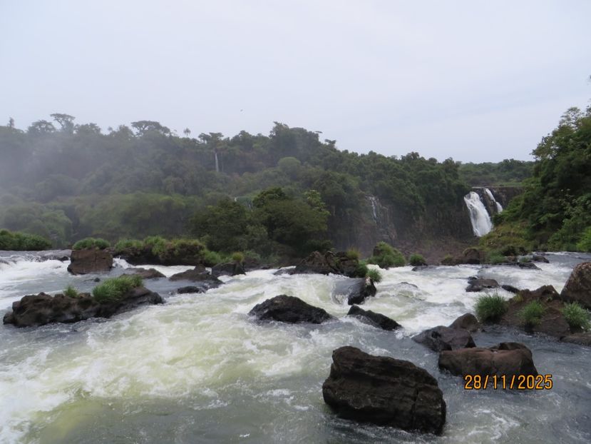  - 2 Cascada Iguazu
