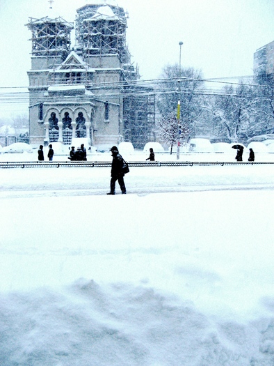 din usa de la prosper - bucuresti