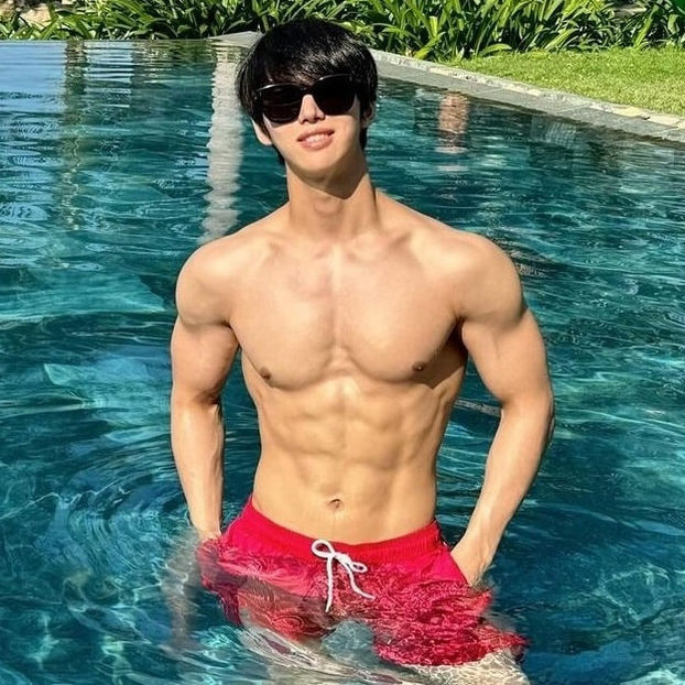 Hongseok (Pentagon) - Hottest Male KPOP IDOLS