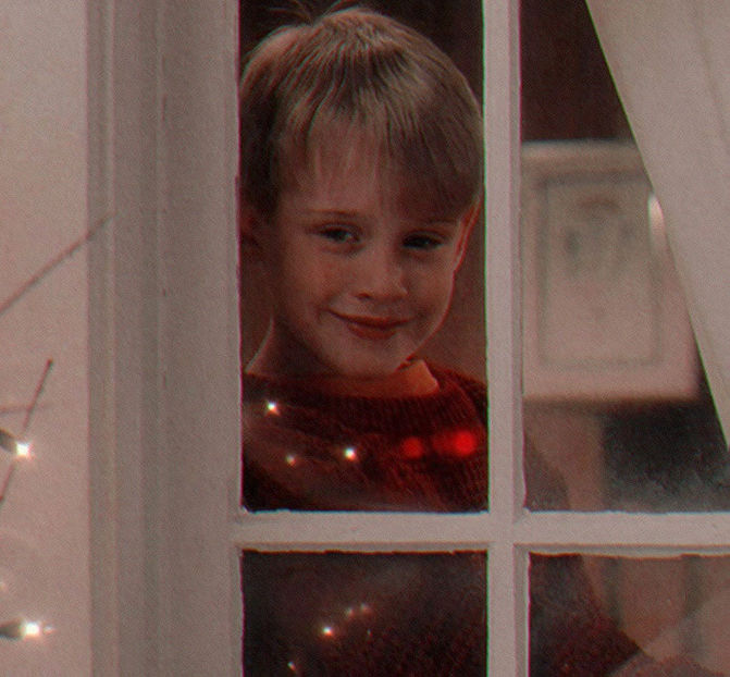 ⁿⁱⁿᵉᵗᵉᵉⁿᵗʰ ᵈᵃʸ ᵒᶠ ᴰᵉᶜᵉᵐᵇᵉʳ’ˢ ᵐᵃᵍⁱᶜ - Once upon a December