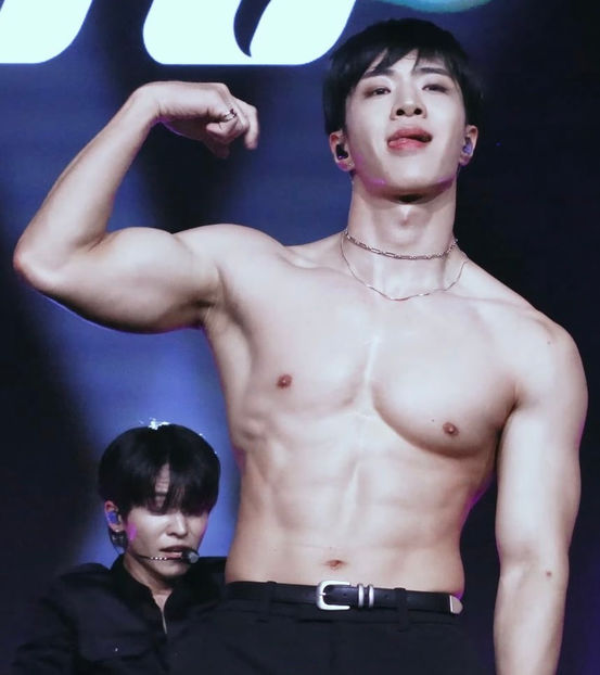 Wyatt (ONF) - Hottest Male KPOP IDOLS