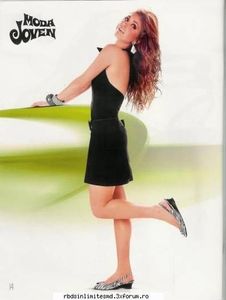 WDAOOWDUOWRKHLRJUSC - Moda Anahi 2006