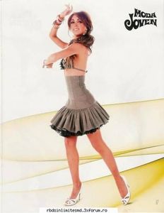 YLKCZZWLVPDDTASCATN - Moda Anahi 2006