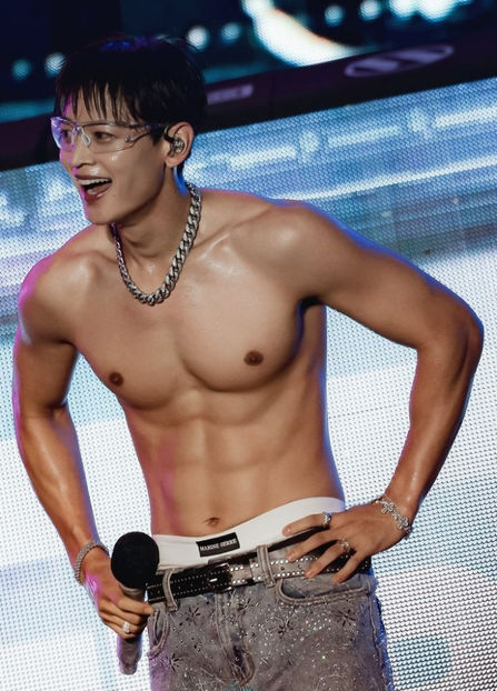 Choi Min-ho (Shinee) - Hottest Male KPOP IDOLS