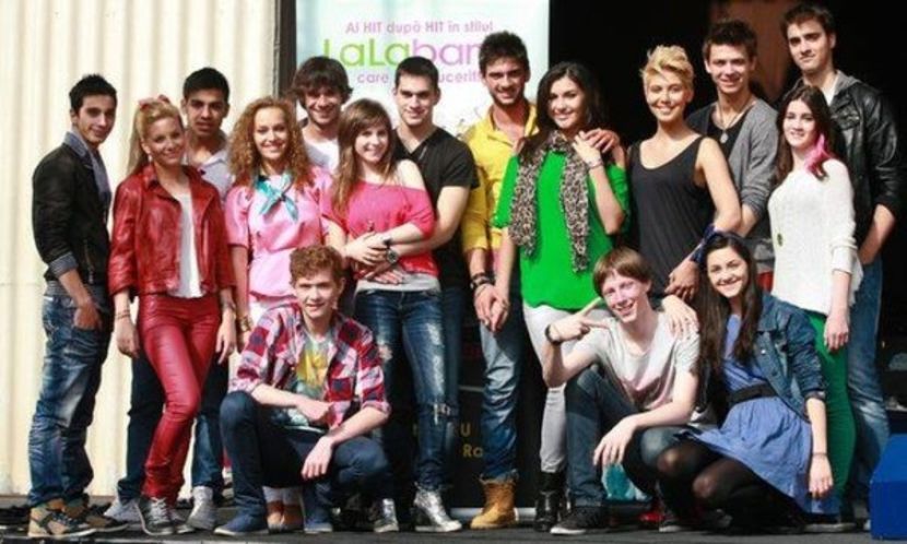 A-7490470-1614111459-9735 - La La Band discogs