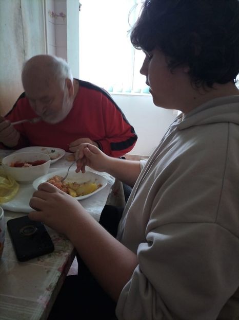 Imagine WhatsApp 2025-11-21 la 14.46.09_68351426 - 2025 BUNICA și MarcThomas 21 nov