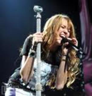 imagesCAF12US5 - mIlEy cYrUs