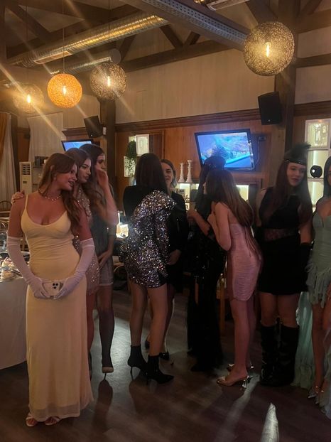 7570b56d-2e61-4337-9a82-491baa825396 - TEUTA ADOLESCENTĂ