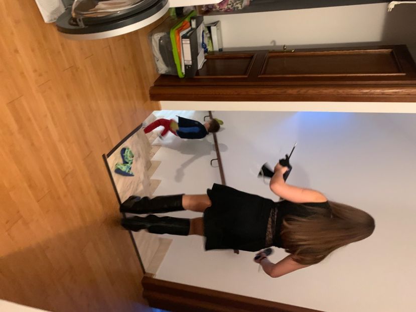  - TEUTA ADOLESCENTĂ