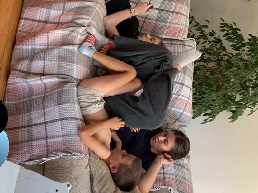  - TEUTA ADOLESCENTĂ