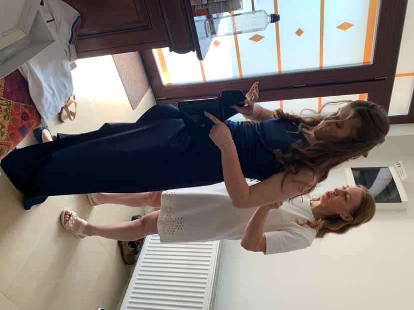  - TEUTA ADOLESCENTĂ