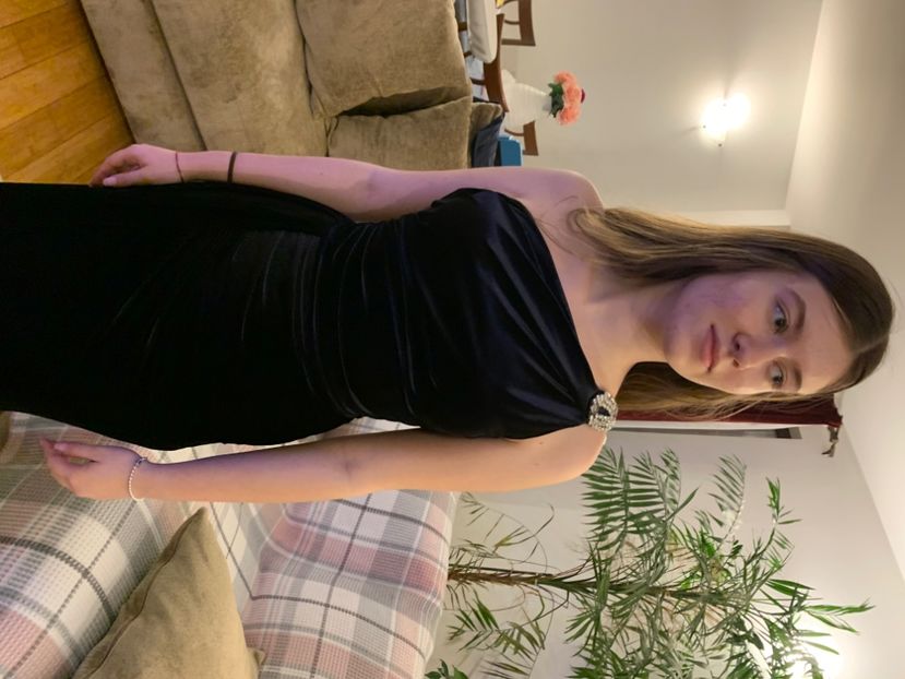  - TEUTA ADOLESCENTĂ