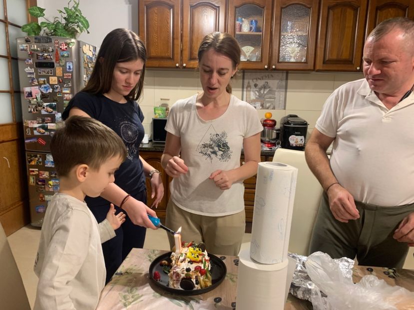  - TEUTA ADOLESCENTĂ