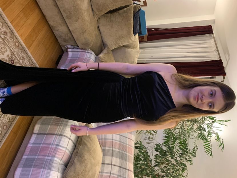  - TEUTA ADOLESCENTĂ