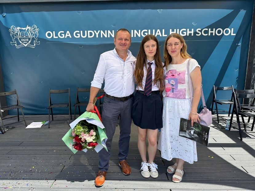 88ec3d98-afd7-45ab-8a10-6542d72142f3 - TEUTA ADOLESCENTĂ