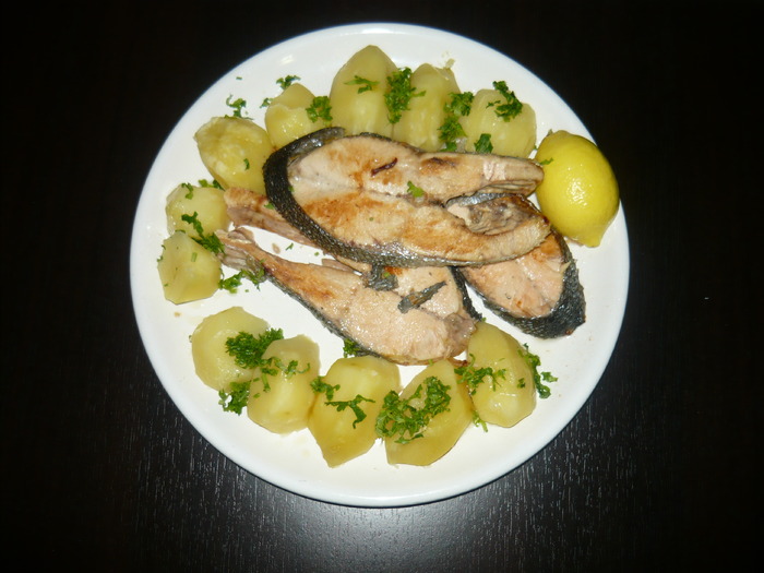 SOMON CU CARTOFI SOTE