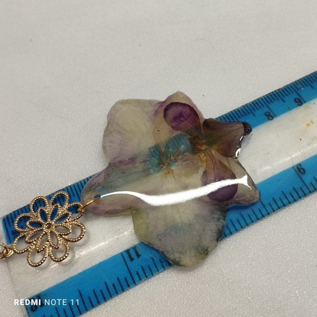 4b4e99e0-e5fb-4cfa-8462-a50bcb274d2d - orhidee- seturi