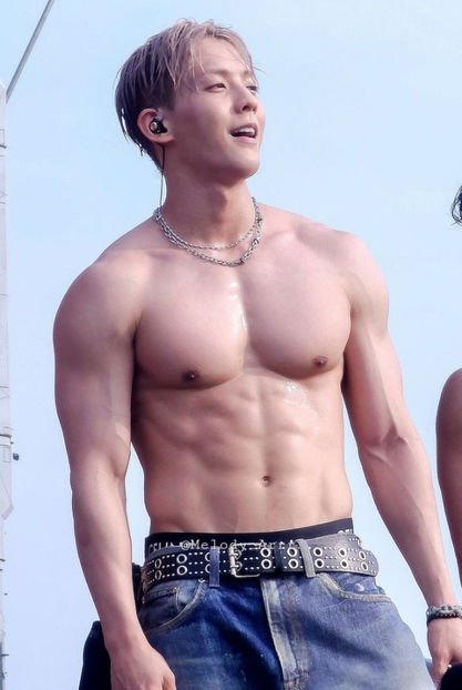 Lee Min-hyuk (BtoB) - Hottest Male KPOP IDOLS