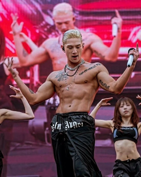 Baekho (NUEST) - Hottest Male KPOP IDOLS