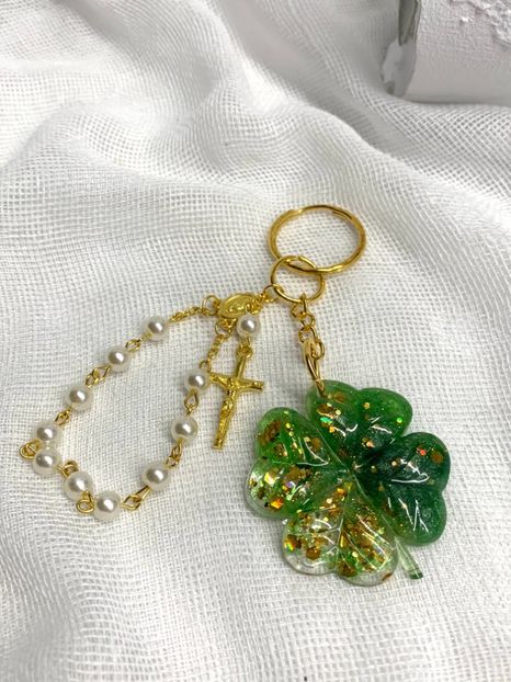 image00003 - brelocuri