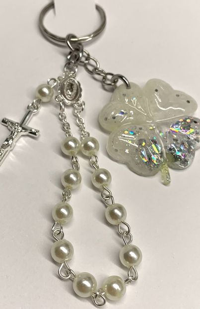 image00008 - brelocuri