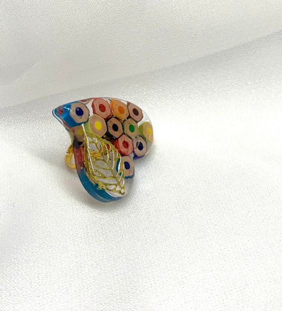 image00030 (4) - Creioane