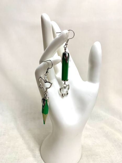 image00018 - Creioane