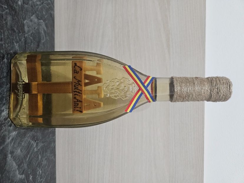  - 0 Sticle Personalizate