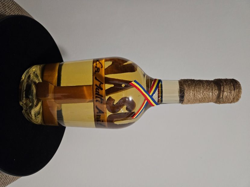  - 0 Sticle Personalizate