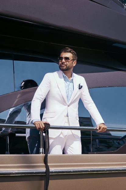 Dobre-Tailoring-Cute-Costum-casual-Loro-Piana-alb-single-breasted-VITTORIO-2 - Adrian-Mutu