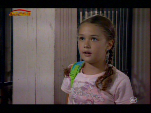 2yw5ytw - Lili sanboeuf