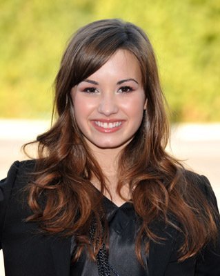 Demi-Lovato-647465-310[1]