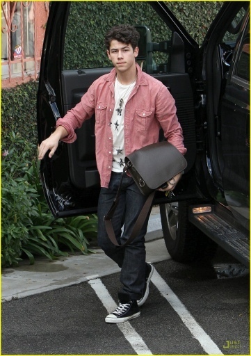 Nick Jonas Arriving at Studio in West Hollywood (5)