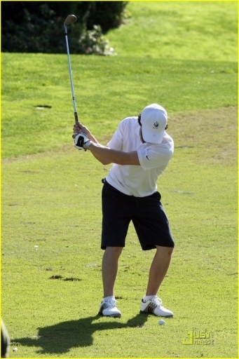 Nick Jonas out at a locat golf couse (5)
