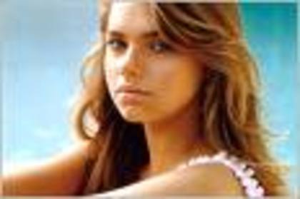 22 - Indiana Evans